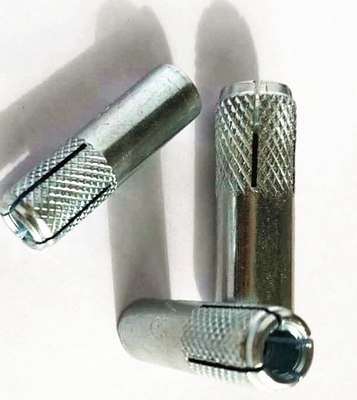 Aço de carbono M6 Boto de âncora para concreto com acabamento Cusotm
